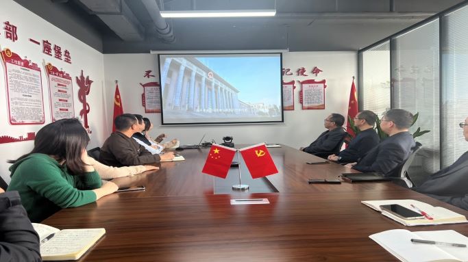 堅(jiān)定法治信仰 銘記憲法宣言 ——水發(fā)海若組織開(kāi)展憲法 學(xué)習(xí)宣傳活動(dòng)